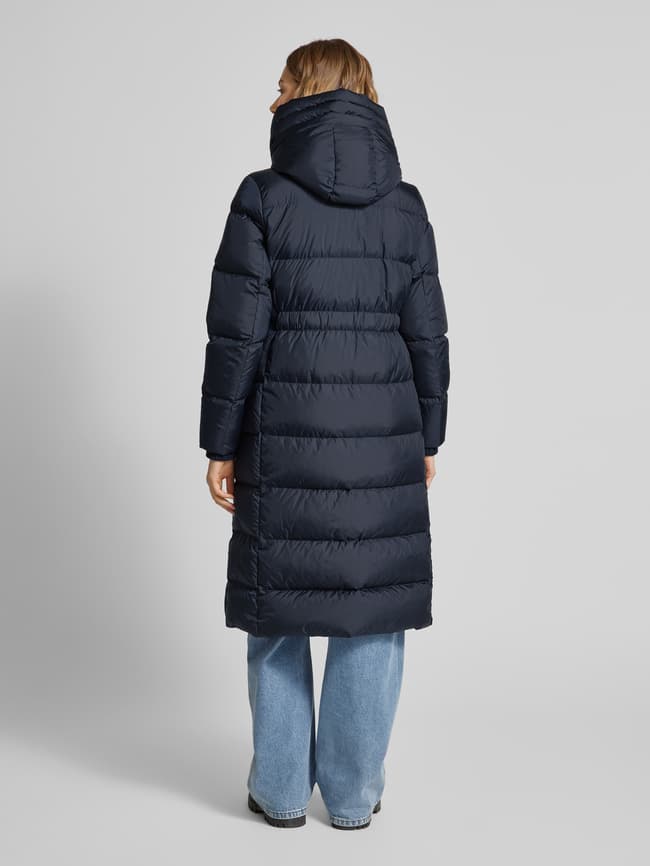 Painted Blau Daunenmantel Outfit Dunkelblaue Daunenmantel