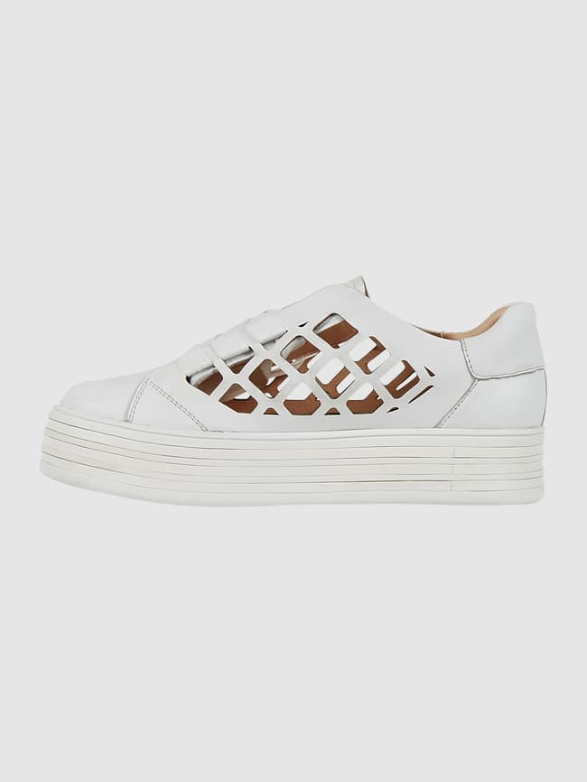 Witte sneakers met cheap plateauzool