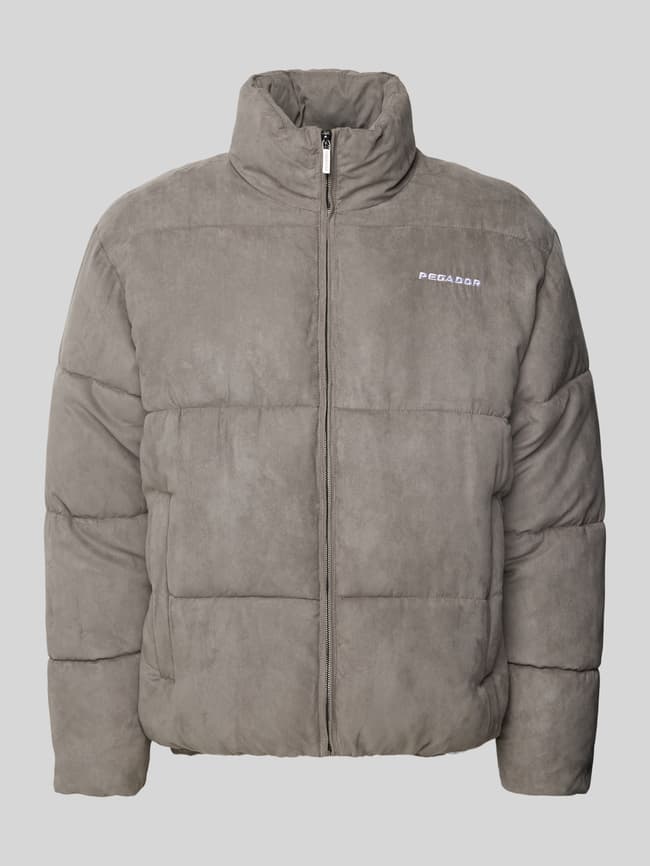 Pegador Steppjacke aus Velours mit Label-Stitching (mittelgrau