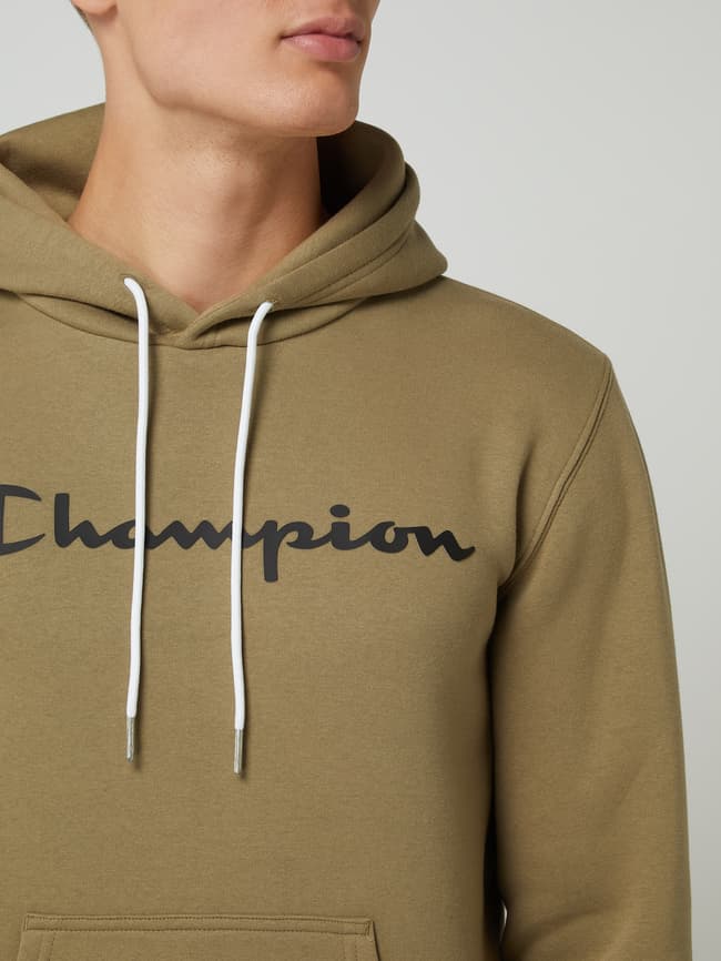 CHAMPION Comfort Fit Hoodie mit Logo oliv online kaufen