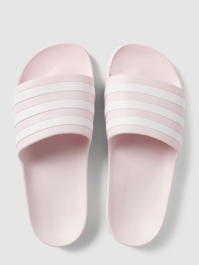adidas Sportswear Slides mit labeltypischen Streifen Modell