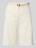 Christian Berg Woman Bermudas mit Gürtel und französischen Eingrifftaschen Offwhite