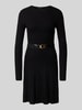 Guess Sukienka o długości do kolan z paskiem w talii Czarny