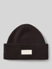 DRYKORN Beanie mit Label-Patch Dunkelbraun