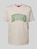 HUGO T-Shirt mit Label-Stitching Modell 'DEAKANDTI' Kitt