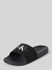 Calvin Klein Jeans Slides mit Label-Print Black