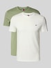 Tommy Jeans Slim Fit T-Shirt mit Logo-Badge im 2er-Pack Oliv