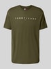 Tommy Jeans T-Shirt mit Label-Print Oliv