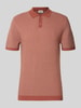 DRYKORN Slim Fit Strick-Poloshirt in Two-Tone-Machart Modell 'Triton' Rostrot