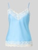 REVIEW Regular Fit Top aus Satin mit Spitzenbesatz Hellblau