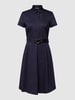 Christian Berg Woman Selection Sukienka w jednolitym kolorze z tasiemką w talii Granatowy