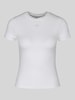Under Armour t-shirt sportowy o kroju regular fit z nadrukiem z logo Biały