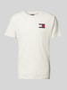 Tommy Jeans T-shirt met labelprint Offwhite gemêleerd