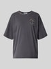 Jake*s Studio Woman Relaxed Fit T-Shirt mit floralem Stitching Black