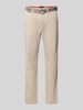 MCNEAL Slim Fit Chino mit Gürtel Ecru