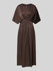 Cph Muse Midikleid mit V-Ausschnitt Modell 'VIANNA' Schoko