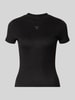 GUESS T-shirt z mieszanka wiskozy model 'LICIA' Czarny