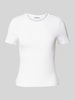 WEEKDAY Slim Fit T-Shirt mit Rundhalsausschnitt Weiss