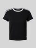 Review T-Shirt mit Kontraststreifen Black