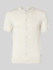 Lindbergh Slim Fit Freizeithemd mit Logo-Stitching Modell 'Ecovero' Offwhite