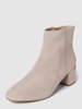 Högl Stiefelette aus Veloursleder Ecru