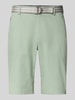 Christian Berg Men Regular fit bermuda met riem Grasgroen