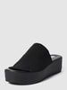 Steve Madden Slippers met plateauzool, model 'SLINKY' Zwart