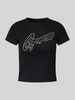 Guess T-Shirt mit Label-Print BLACK