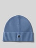 BOSS Beanie van scheerwol met labeldetail, model 'Fati' Bleu