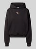 REVIEW Hoodie mit Motiv-Stitching und Känguru-Tasche Black