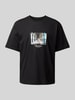 Jack & Jones T-shirt z nadrukiem z motywem model ‘VESTERBRO’ Metaliczny czerwony