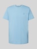 Calvin Klein Jeans T-shirt met labelbadge, model 'CK EMBRO' Lichtblauw