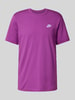 Nike T-Shirt mit Logo-Stitching Lila