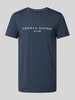 Tommy Hilfiger T-Shirt mit Label-Print Rauchblau