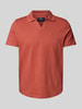 MCNEAL Poloshirt mit V-Ausschnitt Terra