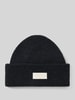DRYKORN Beanie mit Label-Patch Anthrazit