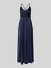V.M. Abendkleid mit V-Ausschnitt und gekreuzten Trägern Marine