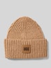 UGG Beanie met labeldetail Camel