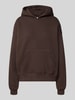 Gina Tricot Bluza z kapturem typu oversized Ciemnobrązowy