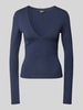 Gina Tricot Longsleeve mit V-Ausschnitt Black