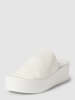 Steve Madden Slippers met plateauzool, model 'SLINKY' Offwhite