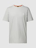 BOSS Orange T-Shirt mit Label-Applikation Hellgrau