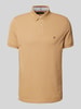 Tommy Hilfiger Regular Fit Poloshirt mit Logo-Stitching Khaki