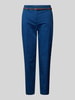 Christian Berg Woman Slim Fit Stoffhose mit verkürztem Schnitt Blau