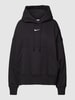 Nike Hoodie met kangoeroezak en logodetail Zwart
