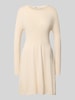 Only Licht uitlopende gebreide jurk van viscosemix, model 'ALMA' Ecru