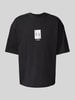 REVIEW T-Shirt mit Label- und Motiv-Print Black