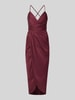 VM by Vera Mont Midikleid mit gelegten Falten Bordeaux