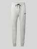 Nike Spodnie dresowe o kroju slim fit z mieszanki bawełny Średnioszary