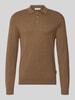 Casual Friday sweter z dzianiny o kroju regular fit z mieszanki bawełny z dodatkiem kaszmiru Czekoladowy